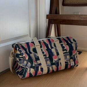Herschel Supply Company Abstract Patterned Bag